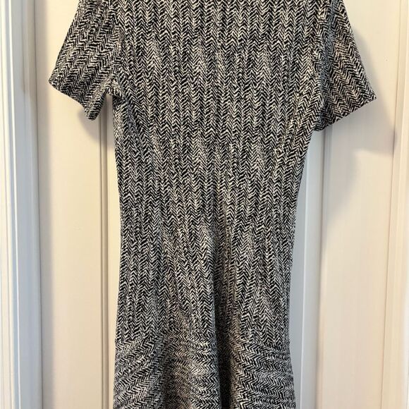 Theory Nikay Herringbone Dress Size Small A-Line - Picture 5 of 6